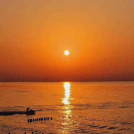 Zachód Słońca W Ustroniu Morskim * Ustronie Morskie