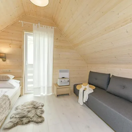 Zachód Słońca W Ustroniu Morskim *